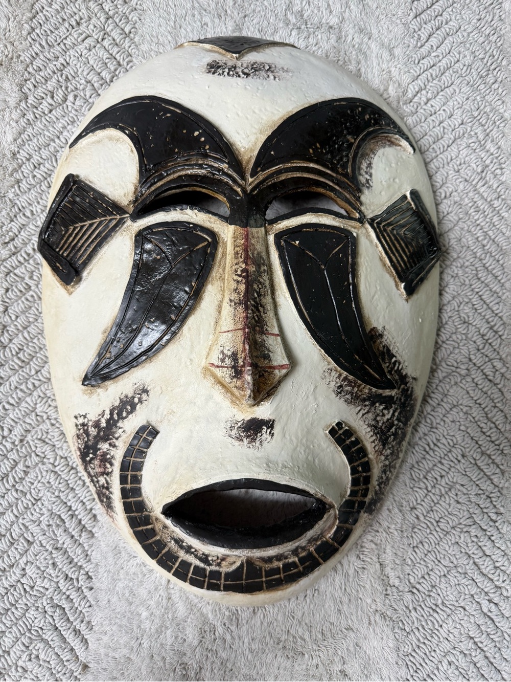 Handcrafted White and Black Tribal Wall Mask - Decorative Home Art